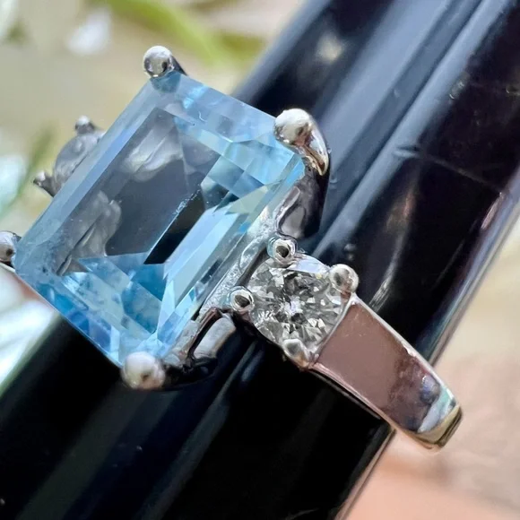❌SOLD❌ Vintage Aquamarine Diamond Ring Solid 14K Gold White Gold Emerald cut - Picture 8 of 17